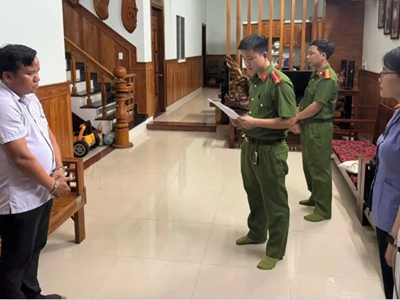 Bắt giam hai đối tượng vi phạm của Trung tâm Phát triển Quỹ đất thành phố Tam Kỳ