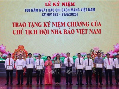Kỷ niệm 100 năm Ngày Báo chí: Trao giải Báo chí Ngô Gia Tự