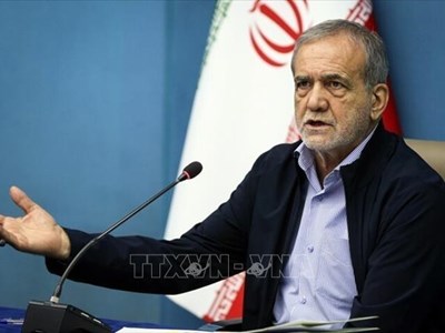 Iran hối thúc Iraq ngăn chặn Israel sử dụng không phận