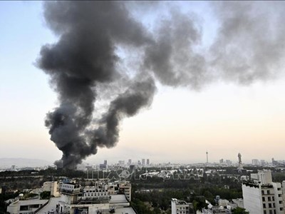 Chính phủ nhiều nước tiếp tục nỗ lực sơ tán công dân ra khỏi Israel, Iran