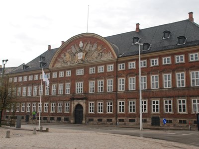 Chính quyền địa phương 2 cấp tại Đan Mạch: Cải cách lớn thu nhỏ bộ máy cồng kềnh