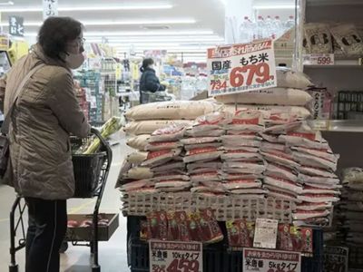 Tổng thống Donald Trump cảnh báo những nước không đạt được thỏa thuận với Mỹ