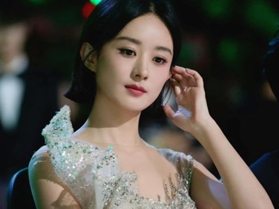 Triệu Lệ Dĩnh gây sốt khi công khai bạn trai