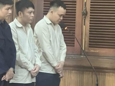 3 người góp vốn cho vay nặng lãi, yêu cầu người vay thế chấp bằng ảnh khỏa thân