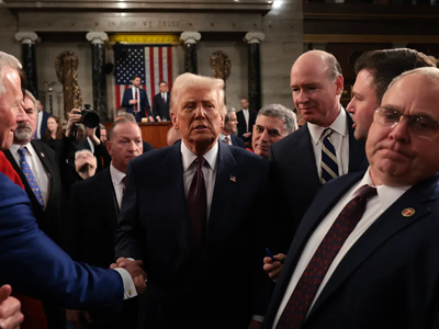 Nhiều nghị sĩ Mỹ phản ứng trước quyết định dừng chuyển giao tên lửa cho Ukraine