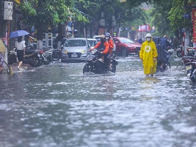 Dự báo thời tiết ngày 4.7: Bắc Bộ, Trung Bộ mưa dông, có nơi mưa to