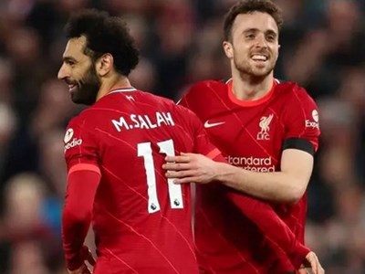 Salah cắt ngắn kỳ nghỉ khi nghe tin Jota tử nạn