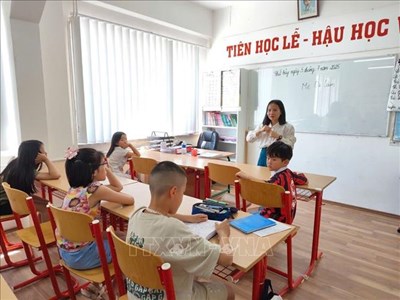 Tôn vinh tiếng Việt: Gieo mầm yêu tiếng mẹ