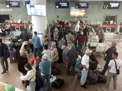 UAV Ukraine tấn công khắp nước Nga khiến hàng trăm chuyến bay ở Moskva bị huỷ