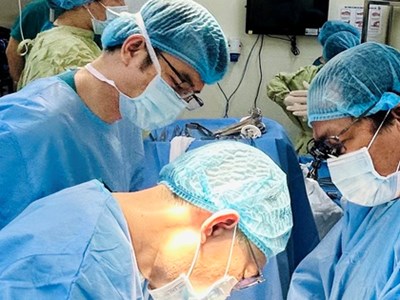 2 cuộc đời được hồi sinh nhờ quyết định cao cả