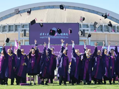 12,2 triệu cử nhân Trung Quốc bước vào cuộc chiến việc làm phũ phàng