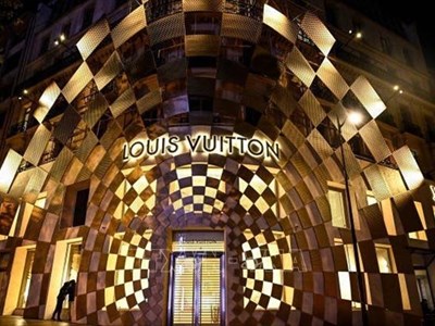 Louis Vuitton xác nhận dữ liệu khách hàng tại Anh bị tin tặc tấn công