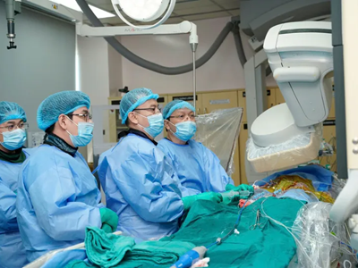 Việt Nam có khoảng 150.000 người bệnh mắc hẹp van động mạch chủ