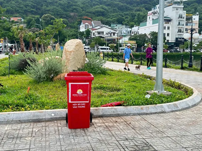 Phường Vũng Tàu nhanh chóng vào cuộc xử lý rác tại Công viên Ao cá