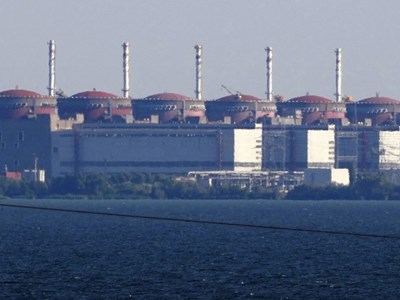 IAEA báo cáo hàng trăm tiếng đạn nổ tại nhà máy điện hạt nhân Zaporizhzhia