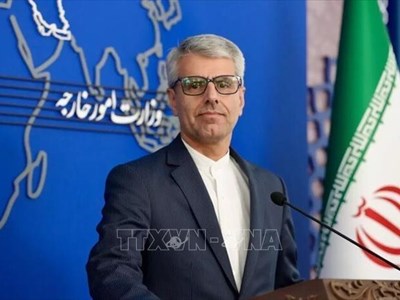 Iran cảnh báo sẽ phản ứng mạnh nếu bị tái đáp đặt trừng phạt