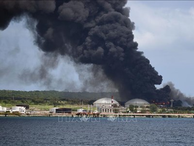 Cuba khôi phục kho nhiên liệu sau vụ hỏa hoạn ở Matanzas
