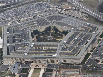 Lầu Năm Góc ký hợp đồng 800 triệu USD với 4 công ty AI