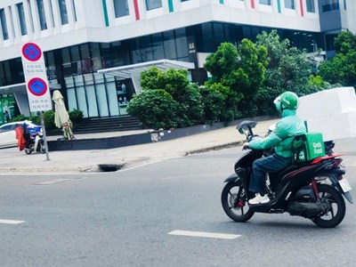 TP Hồ Chí Minh: Lộ trình chuyển đổi xe điện cho tài xế công nghệ và giao hàng