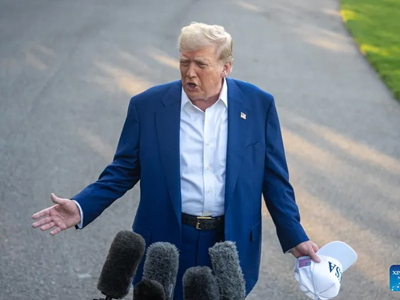 Tổng thống Donald Trump bị suy tĩnh mạch mạn tính