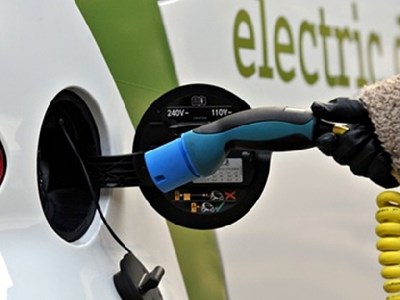 Ukraine đề xuất thử nghiệm vũ khí nước ngoài trên tiền tuyến