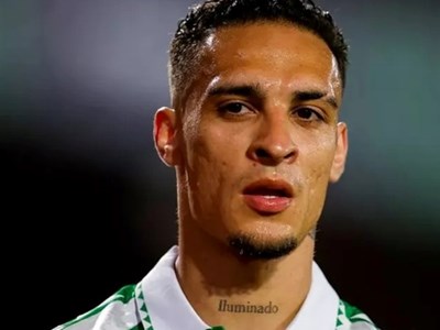 Man United cân nhắc lại phương án bán Antony