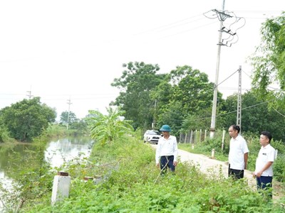 Xã Hạ Bằng kiểm tra các điểm trọng yếu, triển khai phương châm “4 tại chỗ”