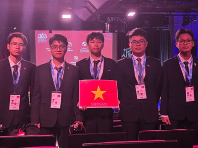 Việt Nam giành 1 Huy chương Vàng, 4 Huy chương Bạc tại Olympic Vật lý quốc tế