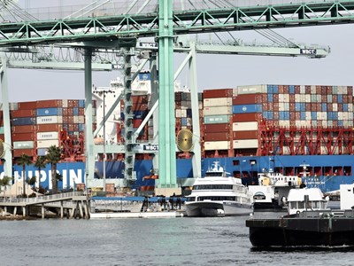 Mỹ đẩy mạnh ký kết thỏa thuận thương mại với châu Á, Trung Quốc đối mặt áp lực