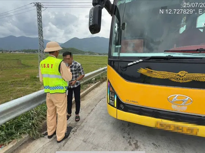 Tổng kiểm soát xe kinh doanh vận tải toàn quốc