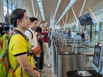 Nhà ga T3 sân bay Tân Sơn Nhất áp dụng xác thực điện tử và nhận diện sinh trắc học