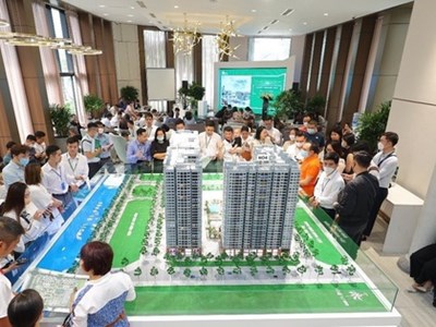 GenZ mua nhà ở tuổi 23: Tiết kiệm không phải sống khổ, vay nợ mới khổ