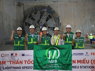 Máy đào hầm đường sắt đô thị Nhổn-Ga Hà Nội đã đến ga ngầm S11-Văn Miếu