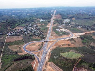 Phú Thọ đầu tư phát triển mạnh kết cấu hạ tầng