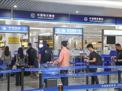 Trung Quốc miễn thị thực cho công dân 75 nước