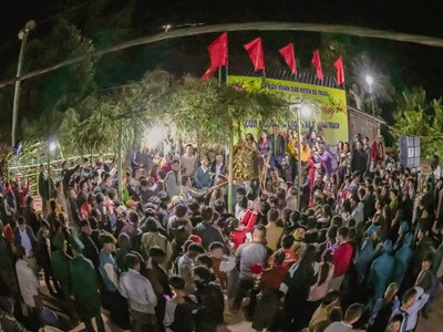 Giữ lửa lễ hội, đánh thức tiềm năng du lịch vùng biên