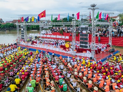 Ấn tượng lễ hội mừng Tết Độc lập trên quê hương Đại tướng 