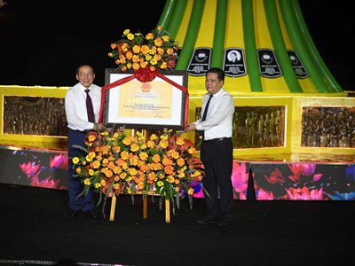 Lời tri ân bên dòng sông Long Đại