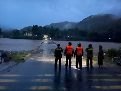 Quảng Trị: Khẩn trương khắc phục hậu quả bão số 10 