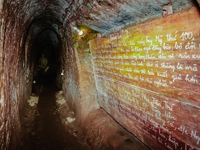 Địa đạo Vịnh Mốc và Phong Nha – Kẻ Bàng vào top 15 điểm đến và trải nghiệm hấp dẫn nhất Việt Nam