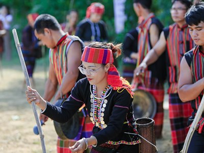 Bảo tồn và khơi dậy sức sống văn hóa đồng bào Vân Kiều 