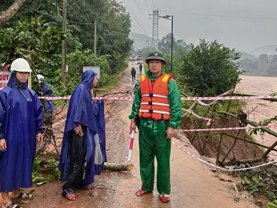 Quảng Trị: Mưa lớn, nhiều khu vực lại chìm trong biển nước