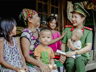 Điểm tựa nhân ái cho phụ nữ và trẻ em khó khăn