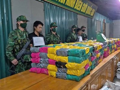 Quyết liệt đấu tranh phòng, chống ma túy từ cơ sở