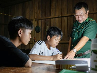 Hiểu tiếng dân, vững nhiệm vụ nơi biên giới