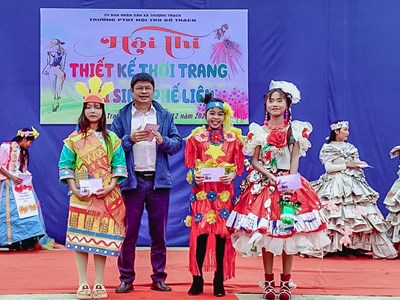 Quảng Trị: Khi phế liệu “cất tiếng nói” từ sàn diễn học trò