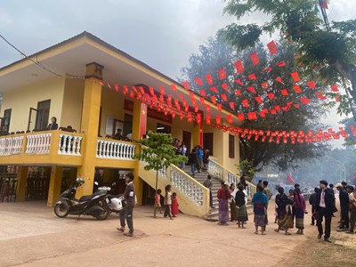 Lá phiếu gửi gắm niềm tin của đồng bào Ma Coong