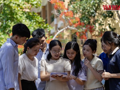 Đồng hành cùng học sinh trong chặng nước rút