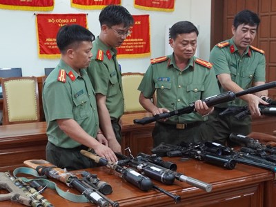 Triệt phá đường dây chế tạo, mua bán vũ khí quân dụng quy mô lớn