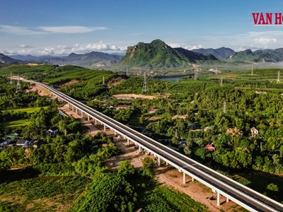 Hành trình nối di sản bằng tuyến đường sắt Huế - Phong Nha